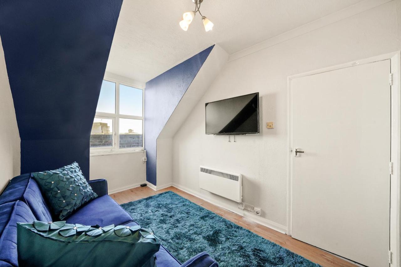 2 Bed Central Hub In Medway Leilighet Chatham  Eksteriør bilde
